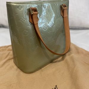 Louis Vuitton Vernis Houston Bag Green